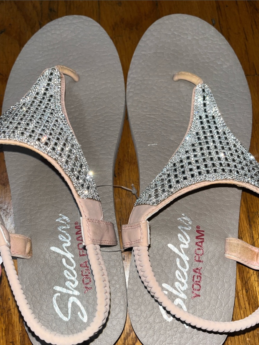 NWOT Skechers Yoga Mat Women's Light Pink Rhinestone Thong Bling Sandals Size 10 - Picture 5 of 10